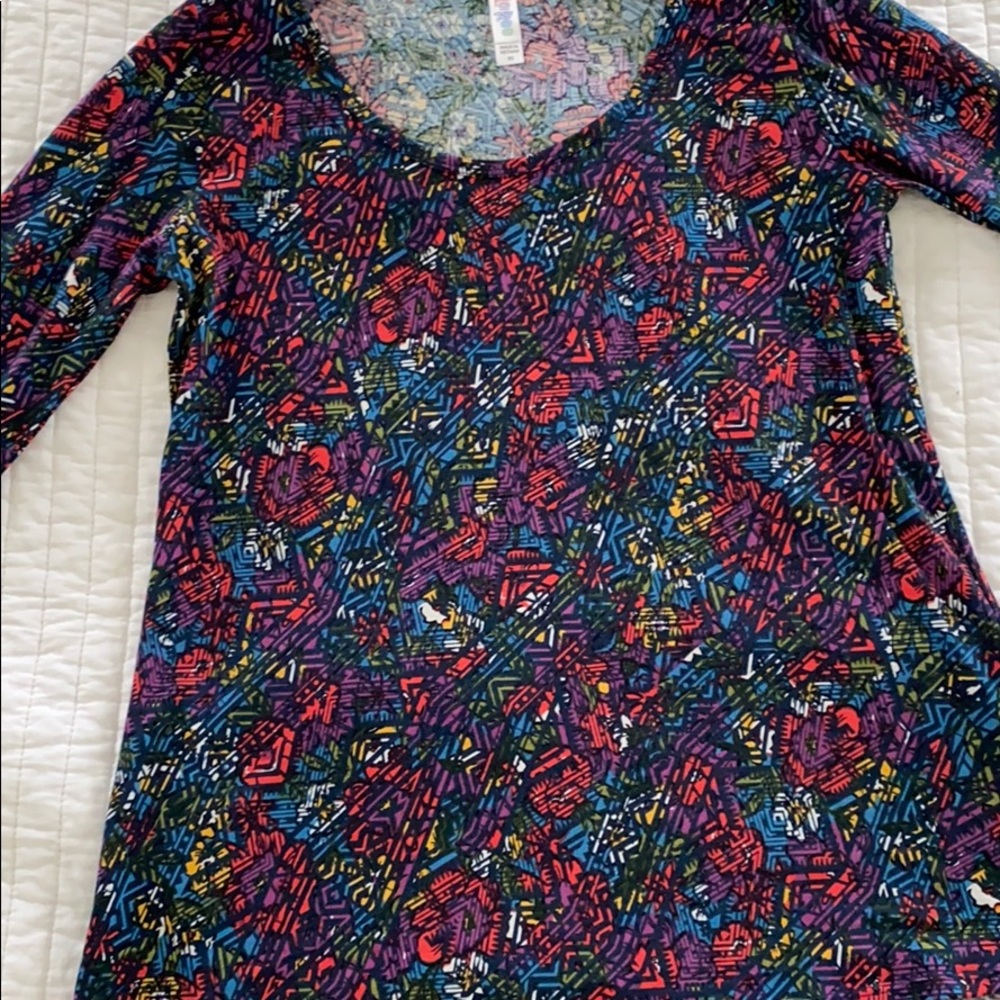 Women’s Lularoe long sleeve scoop neck